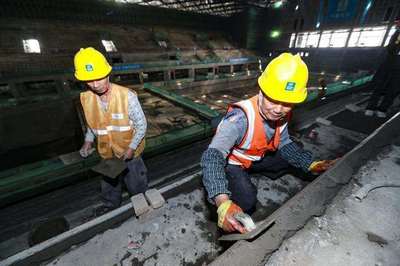 亞運三館12月底整體竣工交付，三千工人節日堅守崗位趕工機電安裝